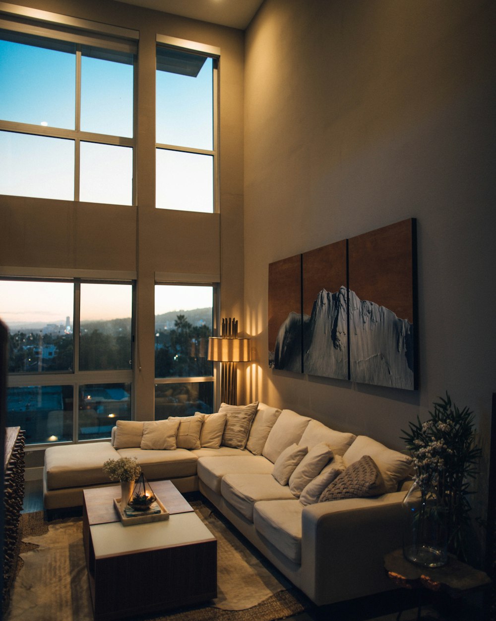 Custom Homes detail - UniqHaus